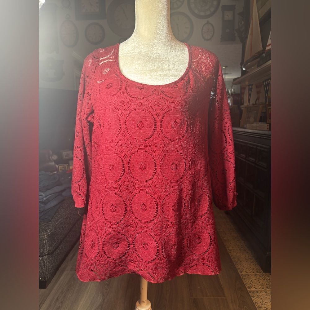 New Directions Burgundy Lace Overlay Scoop Neck Shirt 3/4 Sleeves Size Large EPC